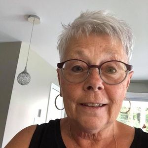 Meet your Posher, Diane